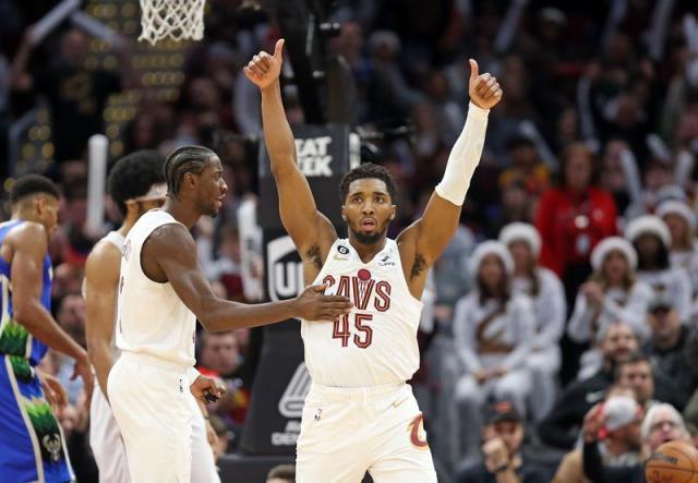 凤凰体育平台-字母空砍45分逆转无果 骑士守住胜利逼近榜首